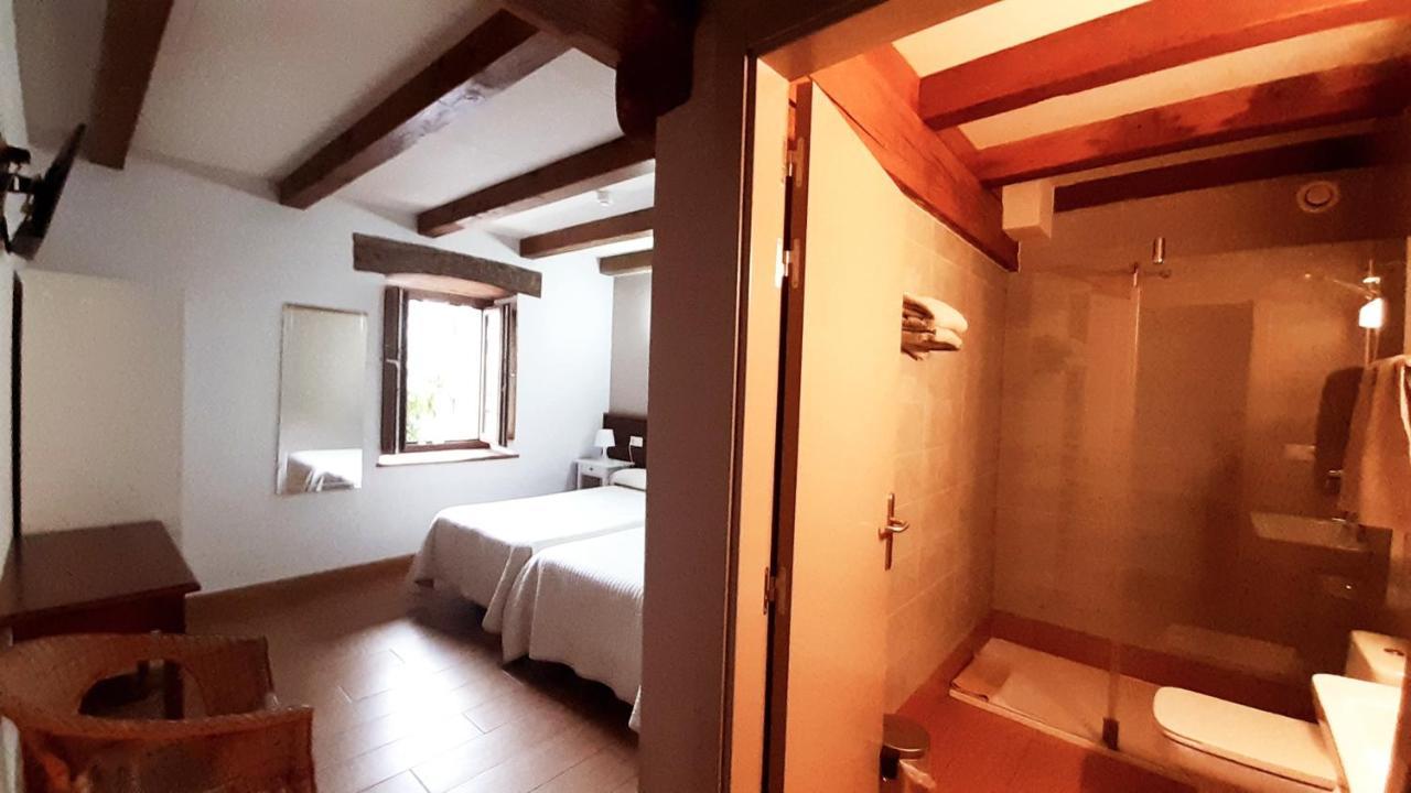 Hostal-Cicloturismo Lopenea เลทา ภายนอก รูปภาพ