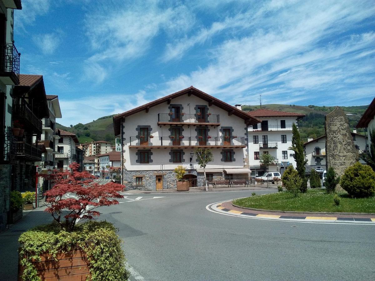 Hostal-Cicloturismo Lopenea เลทา ภายนอก รูปภาพ